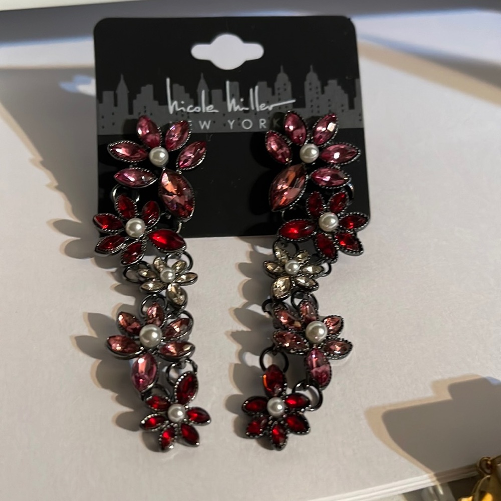New Nicole Miller Pink & Red Crystals, pearls Dangling Flower Earrings